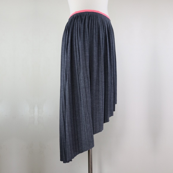 American Eagle Grey Pleated Hi Low Midi L Skirt - Picture 2 of 6